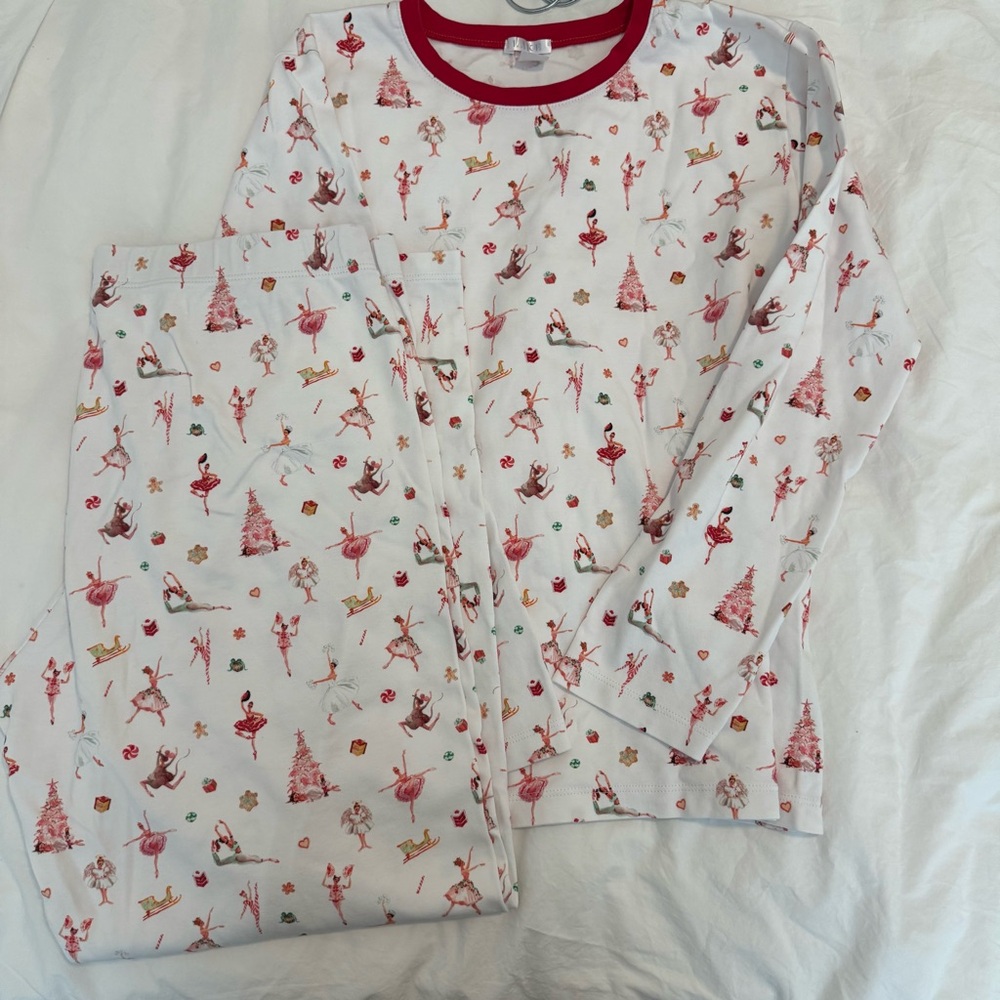 Lake Pajamas Long Weekend Set in Nutcracker